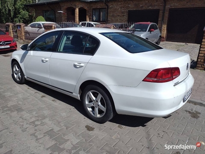 Volkswagen Passat B7 1.6 Diesel 2011 Rok