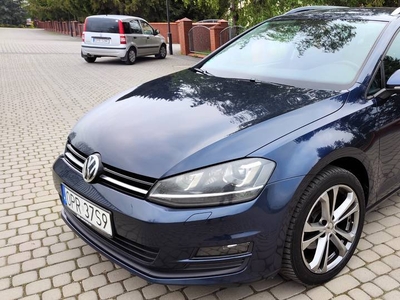 VW GOLF MK7 Variant 1,6 TDI Comfotline Bixenon, Navi, Fotele z masażem