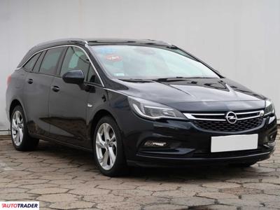 Opel Astra 1.6 134 KM 2017r. (Piaseczno)