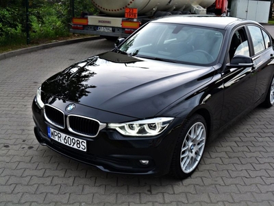 BMW Seria 3 318d Luxury Line