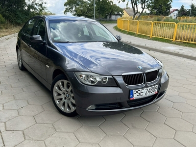 BMW Seria 3 E90-91-92-93 Limuzyna E90 320d 163KM 2005