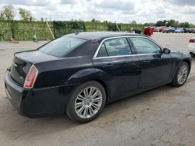 CHRYSLER 300