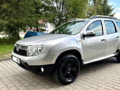 Dacia Duster I SUV 1.6 16V 105KM 2012