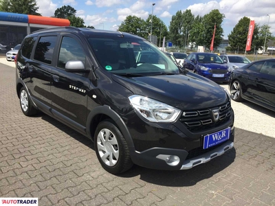 Dacia Lodgy 1.6 benzyna 102 KM 2018r. (Przeźmierowo)