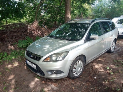 Ford focus 2008 uszkodzony