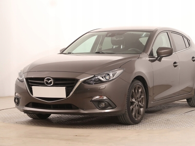 Mazda 3 III Hatchback Facelifting 2.0 SKYACTIV-G 120KM 2016