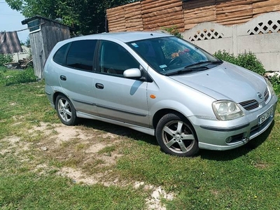 Nissan Almera Tino 2.2 136 KM