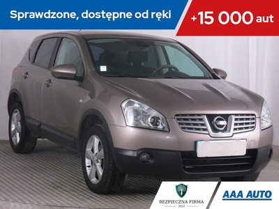 Nissan Qashqai I Crossover Facelifting 1.6 117KM 2013