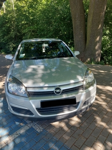 Opel Astra H ukochane auto z 2004 r.