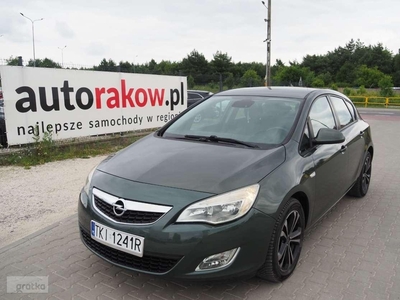 Opel Astra J