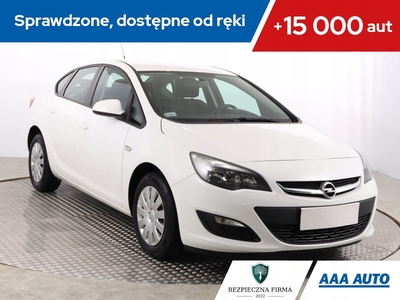 Opel Astra J Sedan 1.6 Twinport ECOTEC 115KM 2018