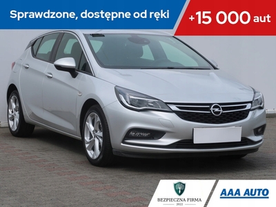 Opel Astra K Hatchback 5d 1.4 Turbo 125KM 2017