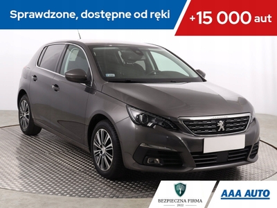 Peugeot 308 II Hatchback Facelifting 1.2 PureTech 130KM 2021