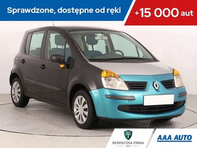 Renault Modus Hatchback 1.2 i 16V 75KM 2004