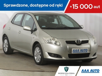 Toyota Auris I Hatchback 1.6 i 16V VVT-i 124KM 2008