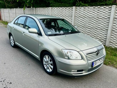 Toyota Avensis T25 1.8 16V 129KM LPG Niski przebieg Alufelgi