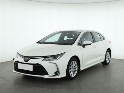 Toyota Corolla XII Sedan 1.6 Valvematic Dual VVT-i 132KM 2020