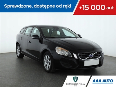 Volvo V60 I Kombi 2.0 D3 163KM 2013