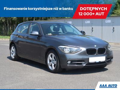 BMW Seria 1 F20-F21 Hatchback 5d 118i 170KM 2012