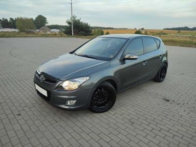 Hyundai I30**1,6CRDI **Wersja Premium**Parki**Bezwypadkowy**