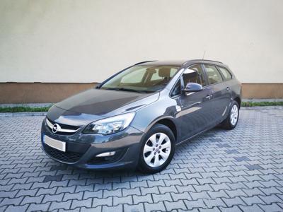 Opel Astra j 1.4t 2016rok 140km lift