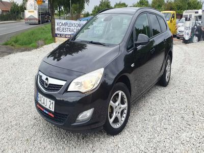 Opel Astra J Sports Tourer 1.4 Turbo ECOTEC 140KM 2012