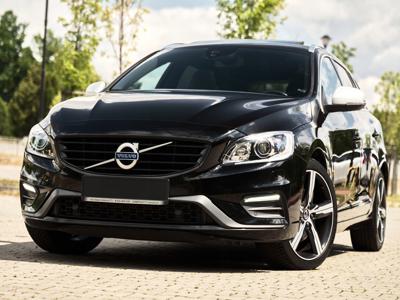 Volvo V60 I Kombi Facelifting 2.0 D4 DRIVE-E 190KM 2018