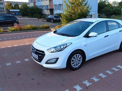 Hyundai I30 1.4 benzyna 2015r Salon Polska