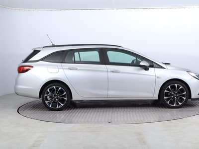 Opel Astra 2018 1.6 CDTI 116061km Kombi