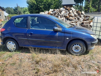 Peugeot 206 caly na czesci silnik 1.4