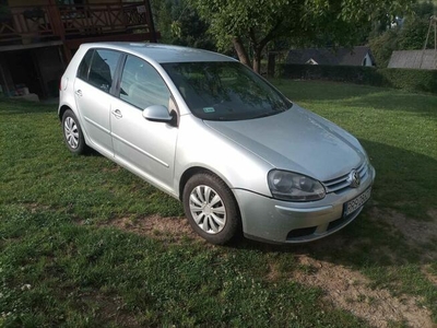 Volkswagen Golf V 1.9 TDI