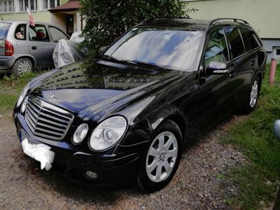 Mercedes-Benz Klasa E W211 tanio sprzedam czarny Automat hak holowniczy zadbany