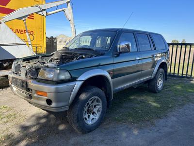 Mitshibishi pajero sport 2.5tdi