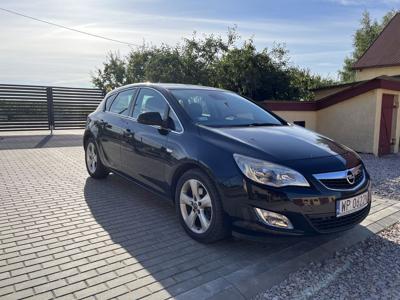 Opel Astra J 1.7 cdti 2009 rok