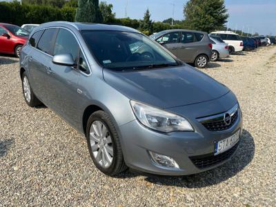 Opel Astra J 2012