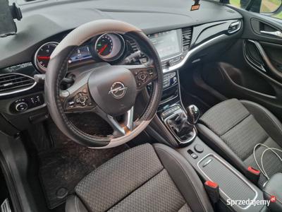 Opel astra k 1.6 cdti bogato wyposażona