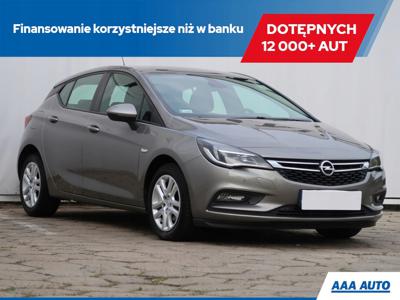 Opel Astra K Hatchback 5d 1.4 Turbo 125KM 2016