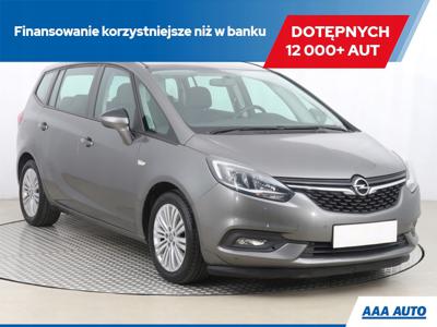 Opel Zafira C Tourer Facelifting 1.4 Turbo 140KM 2017