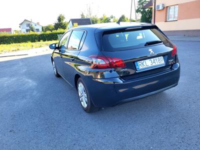 Peugeot 308 1,2 benzyna