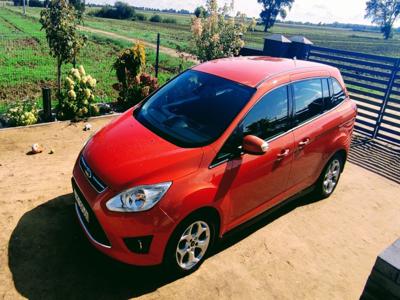 Piękny i zadbany Ford Grand C Max II