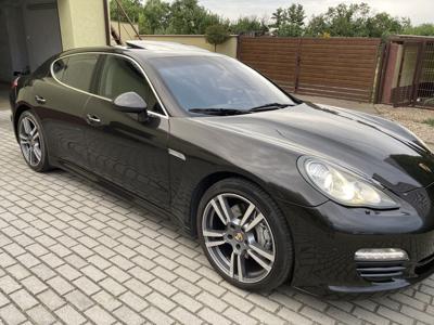 Porsche Panamera zam na viano