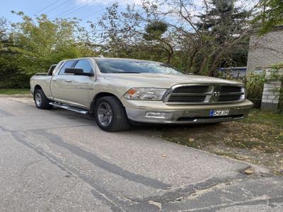 Sprzedam DODGE RAM 5.7HEMI