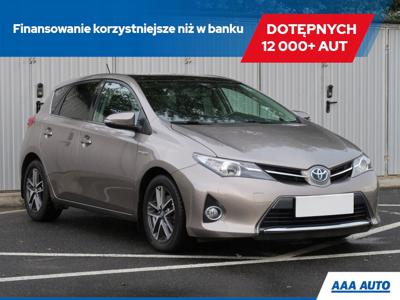 Toyota Auris II Hatchback 5d 1.8 HSD 136KM 2014