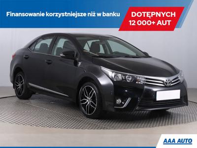 Toyota Corolla XI Sedan 1.6 Valvematic 132KM 2015