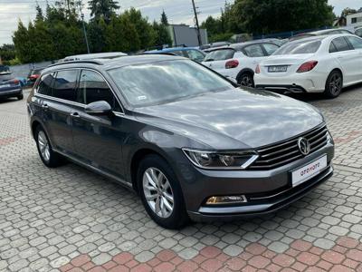 Volkswagen Passat Navi, Kamera, Aktywny tempomat, Gwarancja !