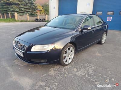 Volvo s80 II 2.0d 2010 manual !