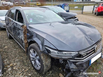 2020 VW PASSAT GTE 1.4 HYBRYDA PLUG-IN kombi B8 AUTOMAT uszkodzony