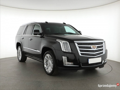 Cadillac Escalade 6.2i V8