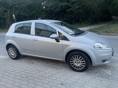 Fiat Grande Punto 1,4 77KM, 2010, salonowy, serwisowany, bogata opcja