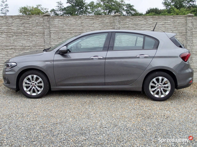 Fiat Tipo 1.4 95KM Navi Kamera Czujniki Alufelgi Full opcja II (2016-)